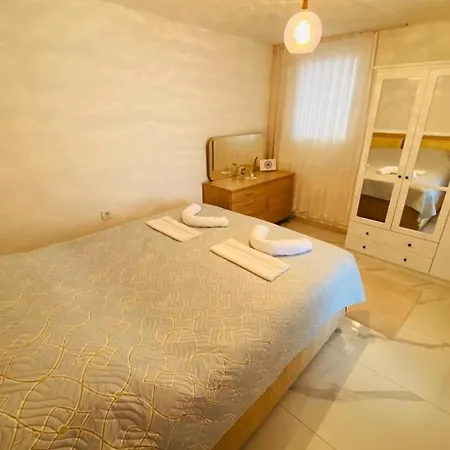 E-my Marina Apartmán
