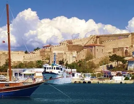 公寓 E-my Marina Çeşme